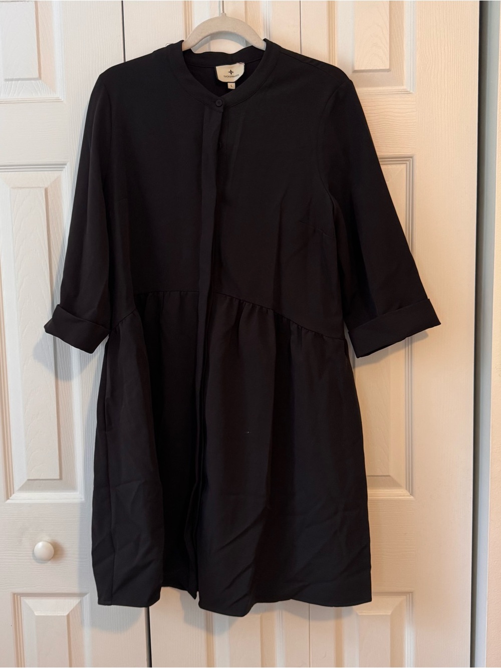 Tuckernuck Black Button-Front Gathered Long-Sleeve Dress